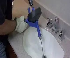 Banyo Lavabosu Nasıl Açılır?